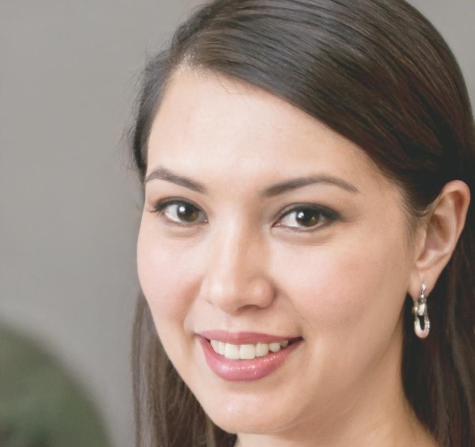 Veronica Chen, Senior Financial Analyst